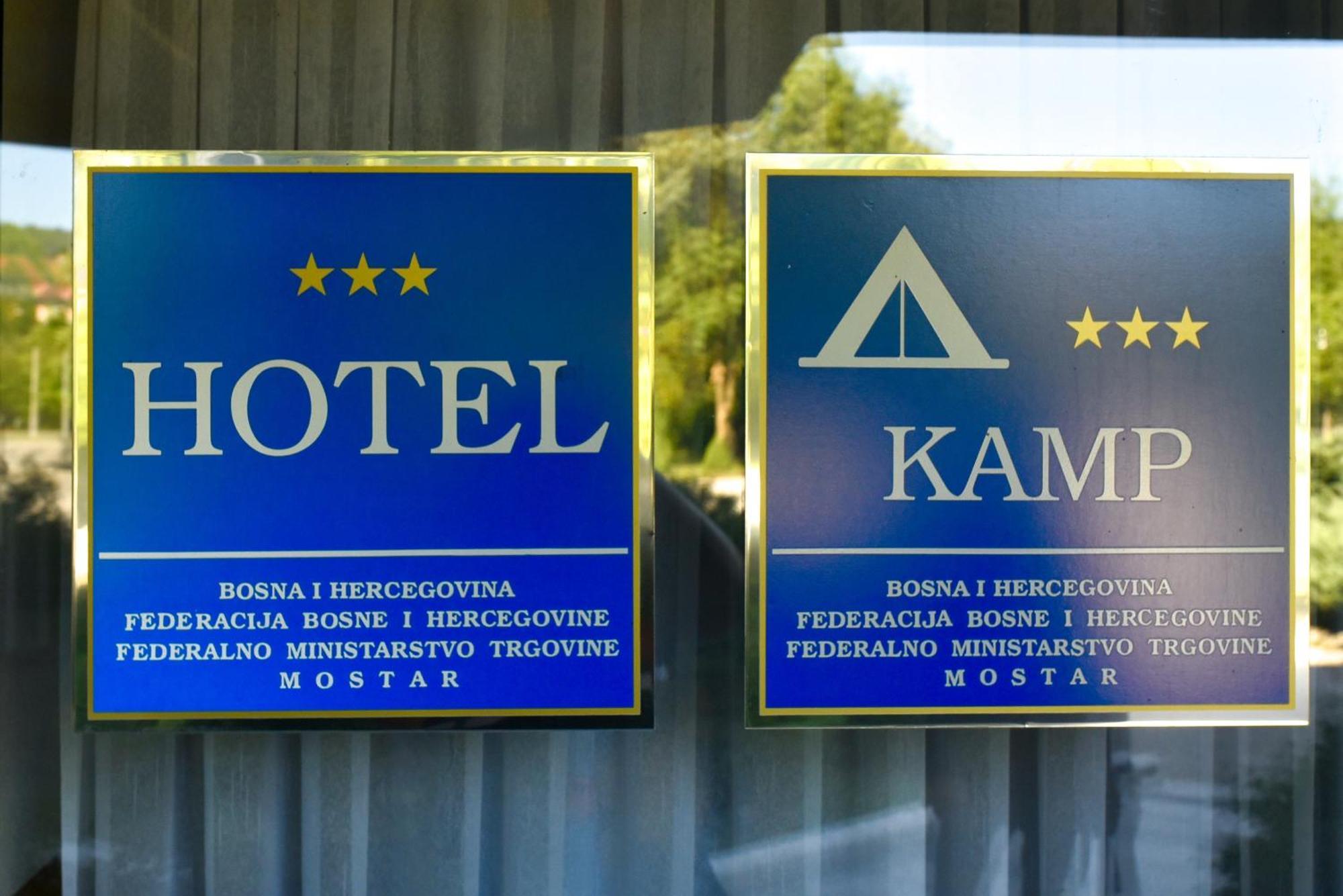 Hotel Ada Бихач Экстерьер фото