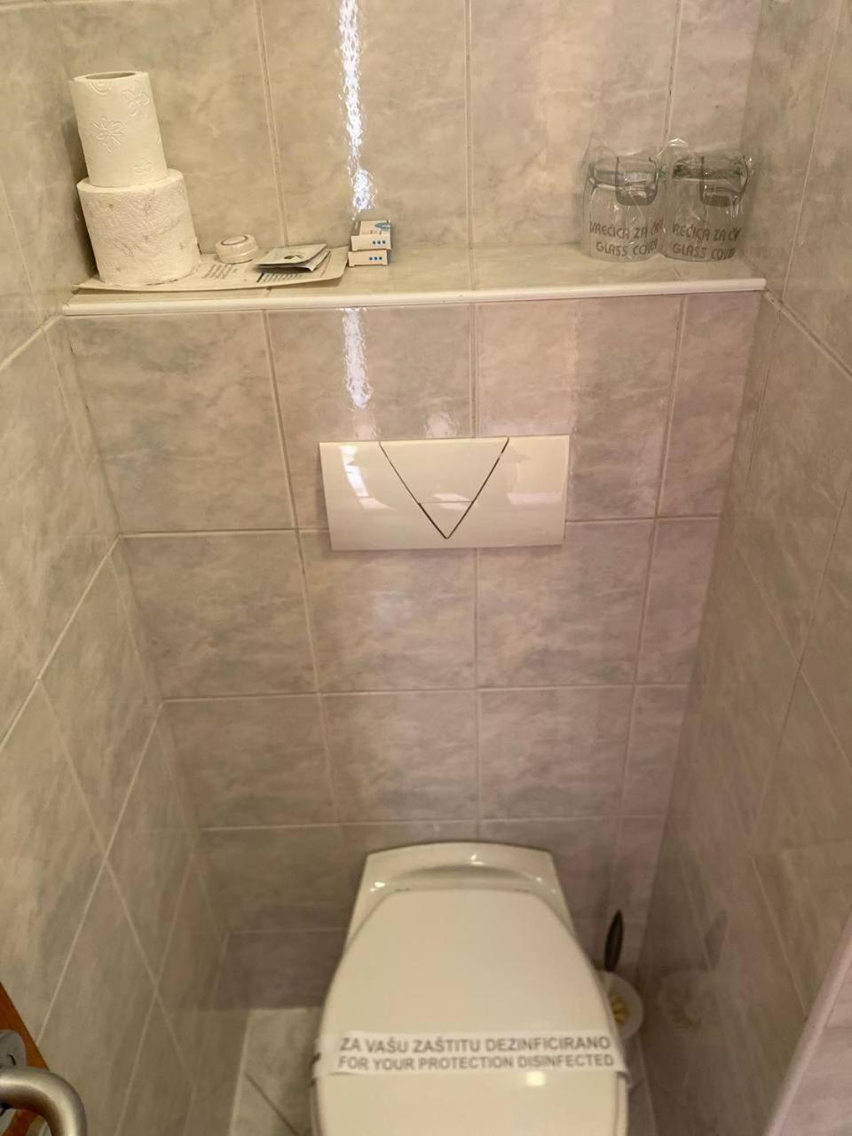 Hotel Ada Бихач Экстерьер фото