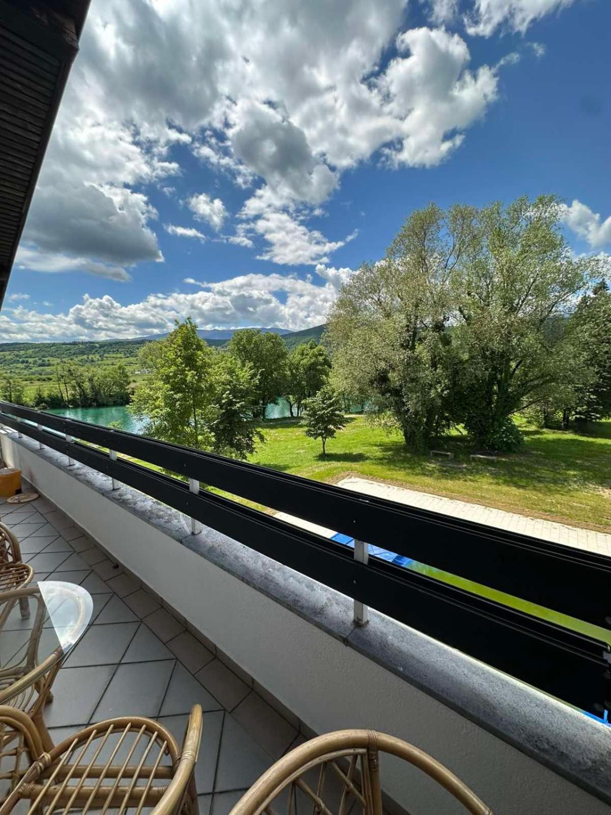 Hotel Ada Бихач Экстерьер фото